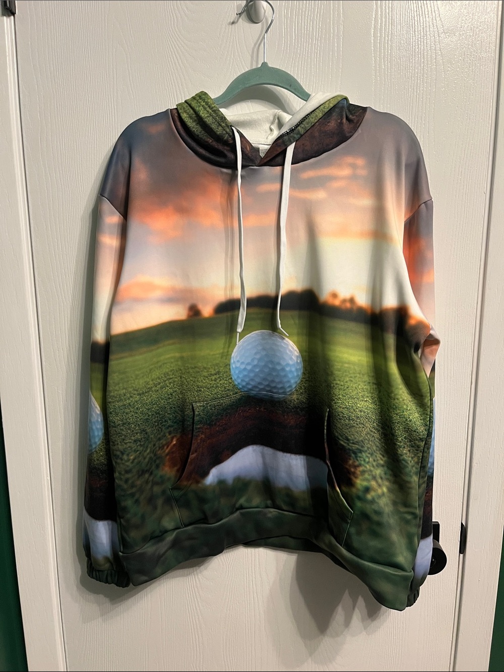 Men’s large unknown brand golf lovers sweatshirt!
